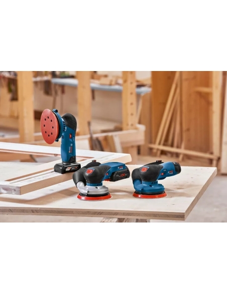 KIT COMBINÉ SPÉCIAL BOIS LBOXX 4 OUTILS 18V + 1 ACCU 4.0 AH + 2 ACCUS 5.5 AH - BOSCH